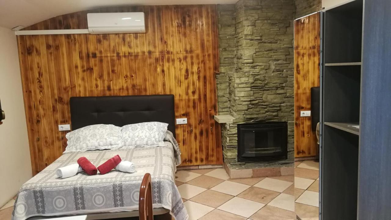 Hostal Escarla Aren Dış mekan fotoğraf