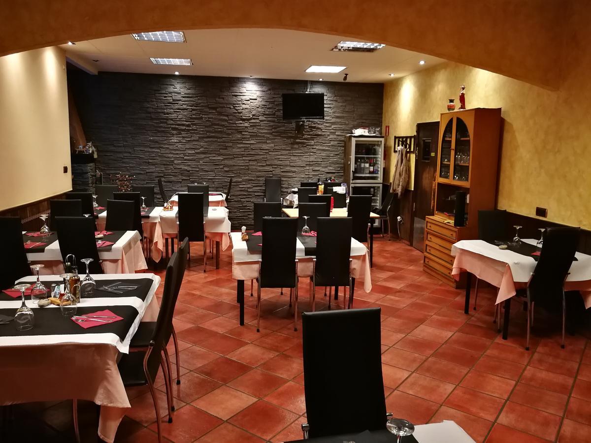 Hostal Escarla Aren Dış mekan fotoğraf